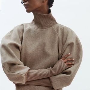 WOMENS BALLOON SLEEVE KNIT TURTLENECK NWT